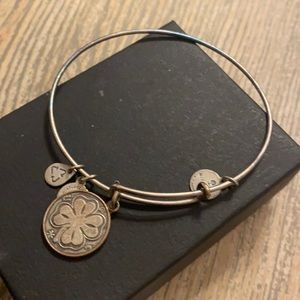 Alex and Ani silver four leaf clover bracelet